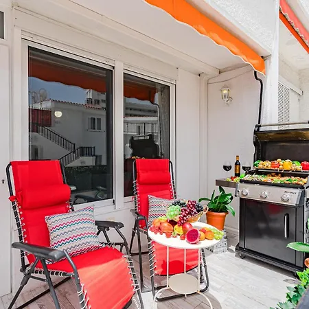 Apartament 1 минута до пляжа, кондиционер, барбекю, Wi-fi Playa de las Americas (Tenerife)