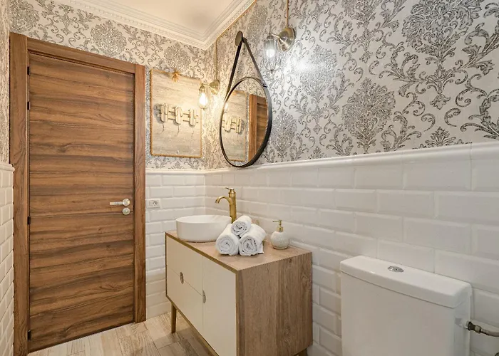 Apartment 1 минута до пляжа, кондиционер, барбекю, Wi-fi *